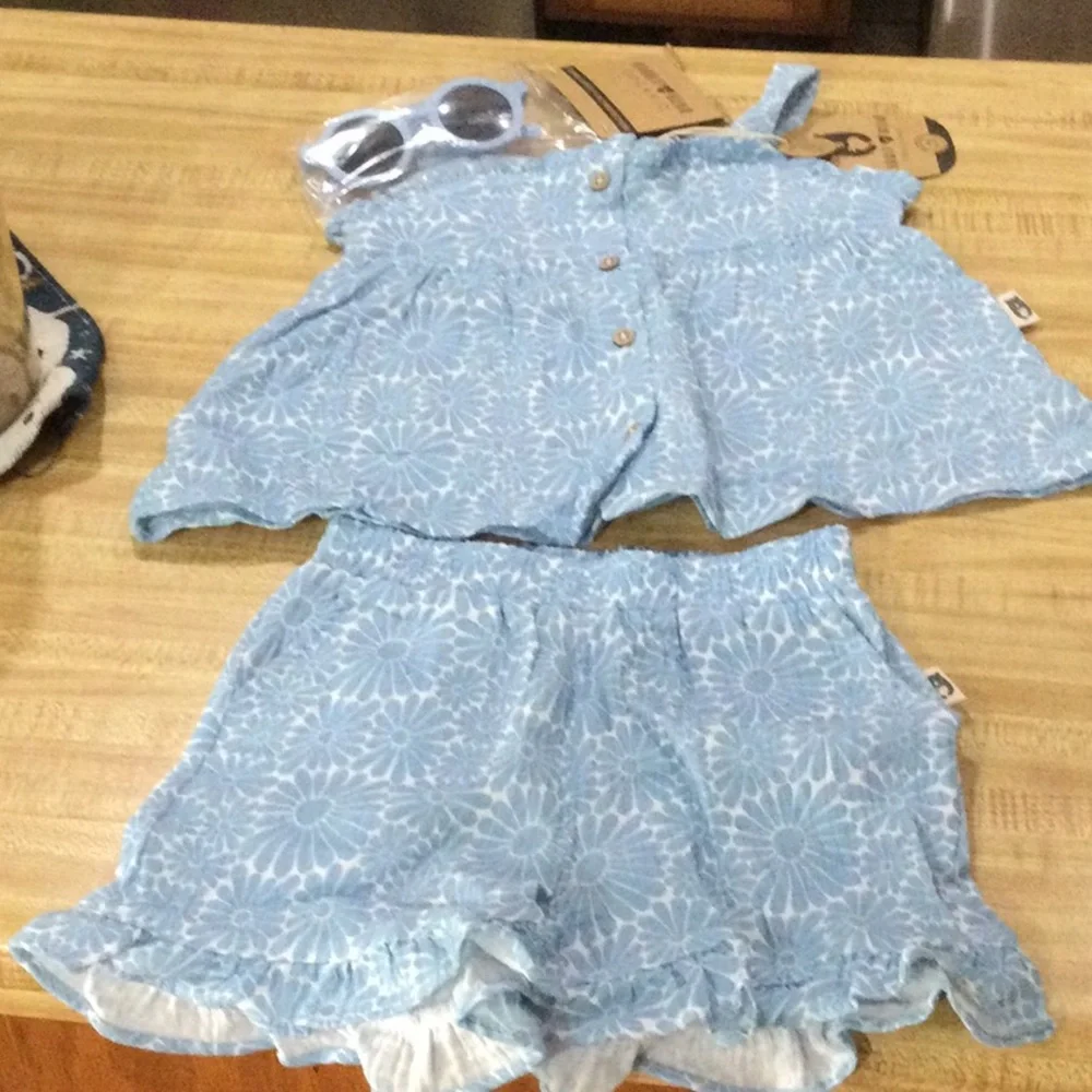 Rabbit +Bear Organic Blue Floral Kids Matching Set with sunglasses - Picture 1 of 9